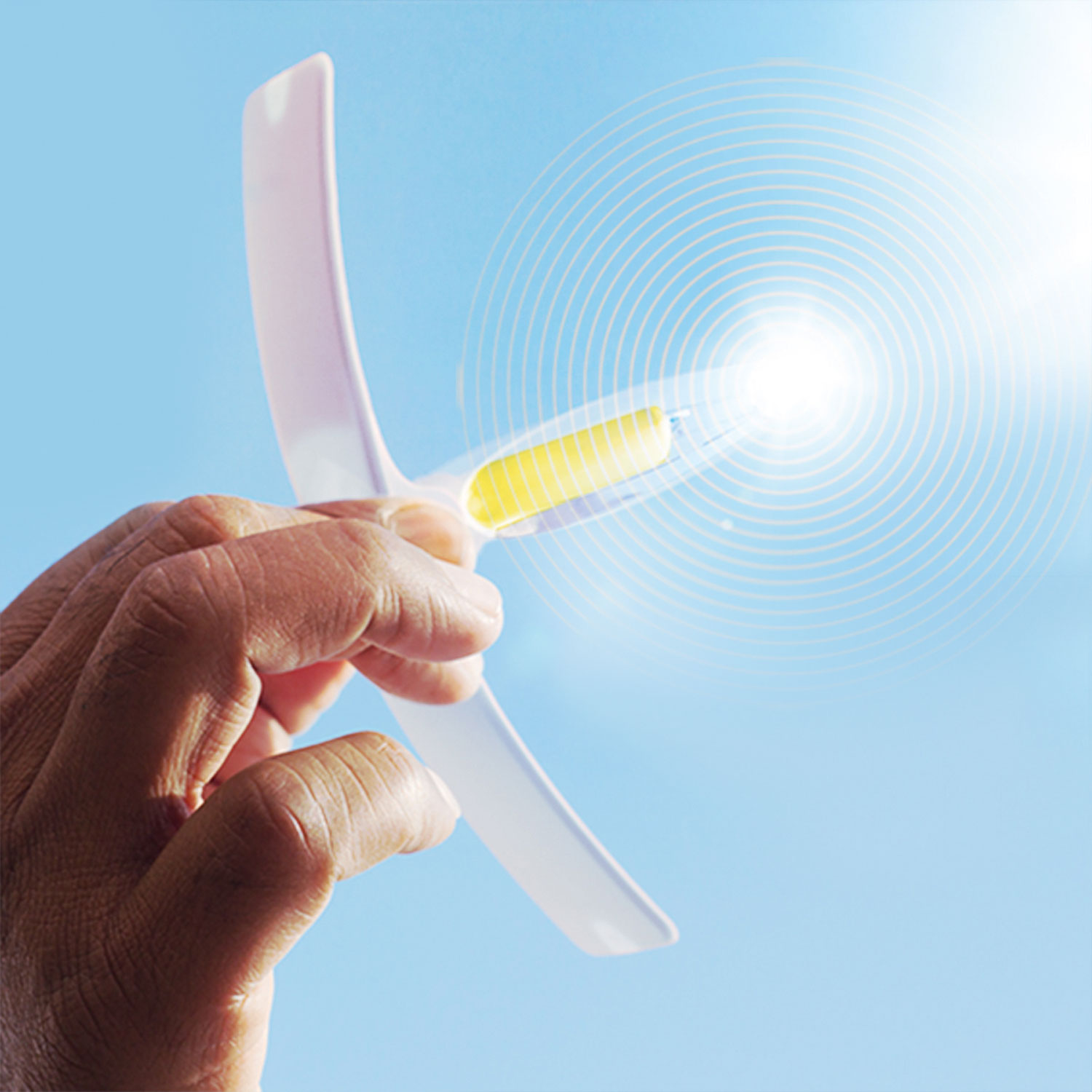 Suncase Solarfeuerzeug02