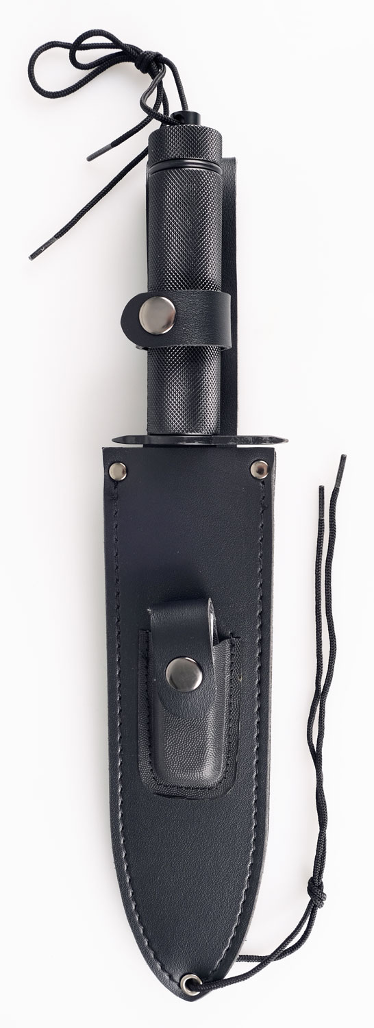 Survival-Messer Strong02