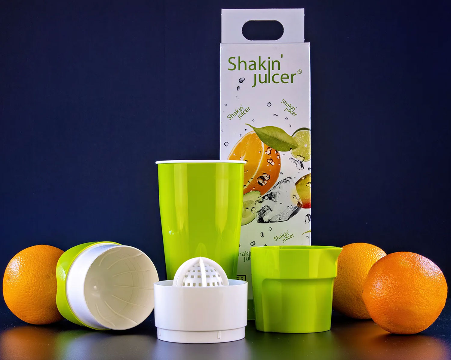 Shakin' Juicer   - Handsaftpresse 03