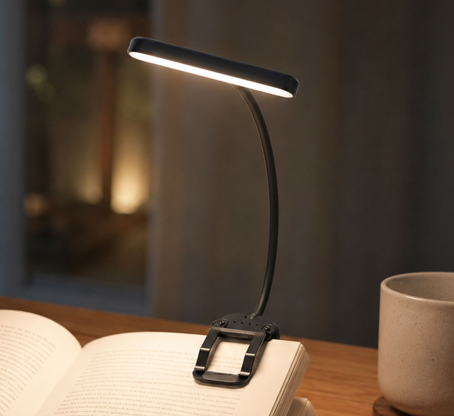 Kopp LED-Buchleselampe