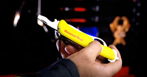 Victorinox Rescue Tool - gelb nachleuchtend inkl. Gürteltasche09